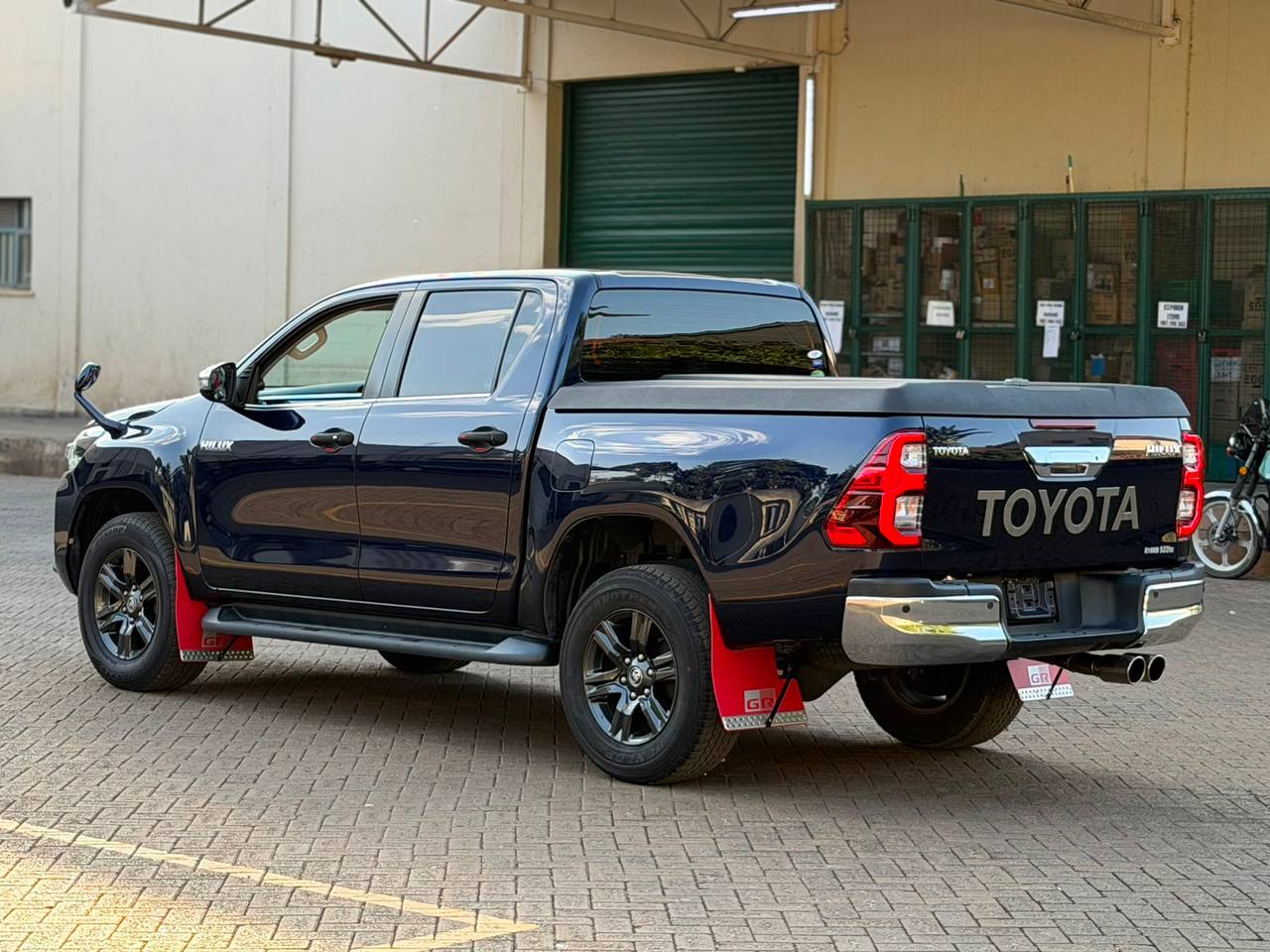 2020 TOYOTA HILUX Z D.CAB D.BLUE