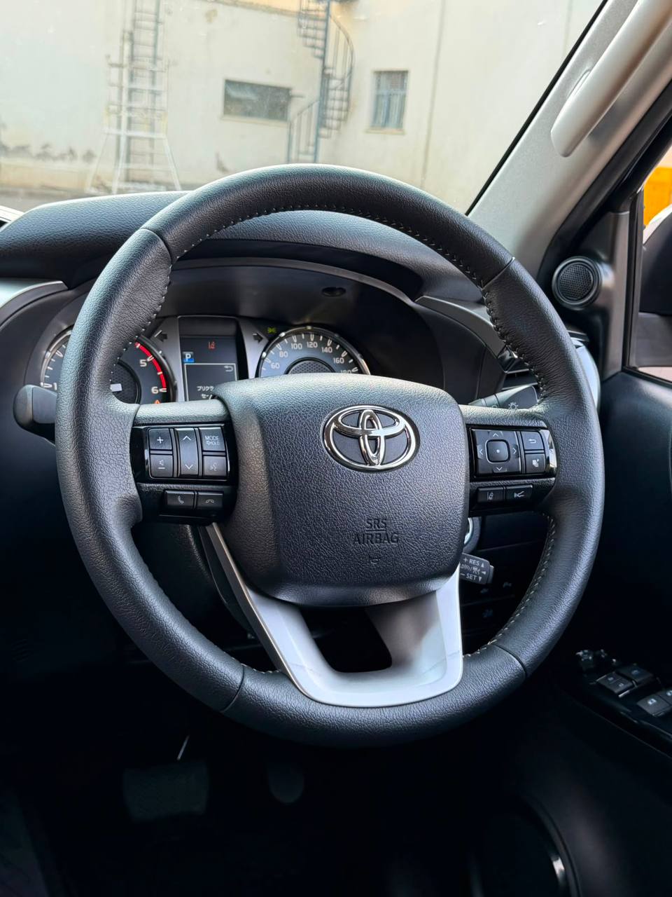 2020 TOYOTA HILUX Z D.CAB D.BLUE