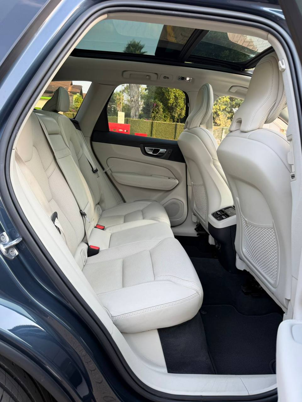 2020 VOLVO XC60 B5 INSCRIPTION AWD