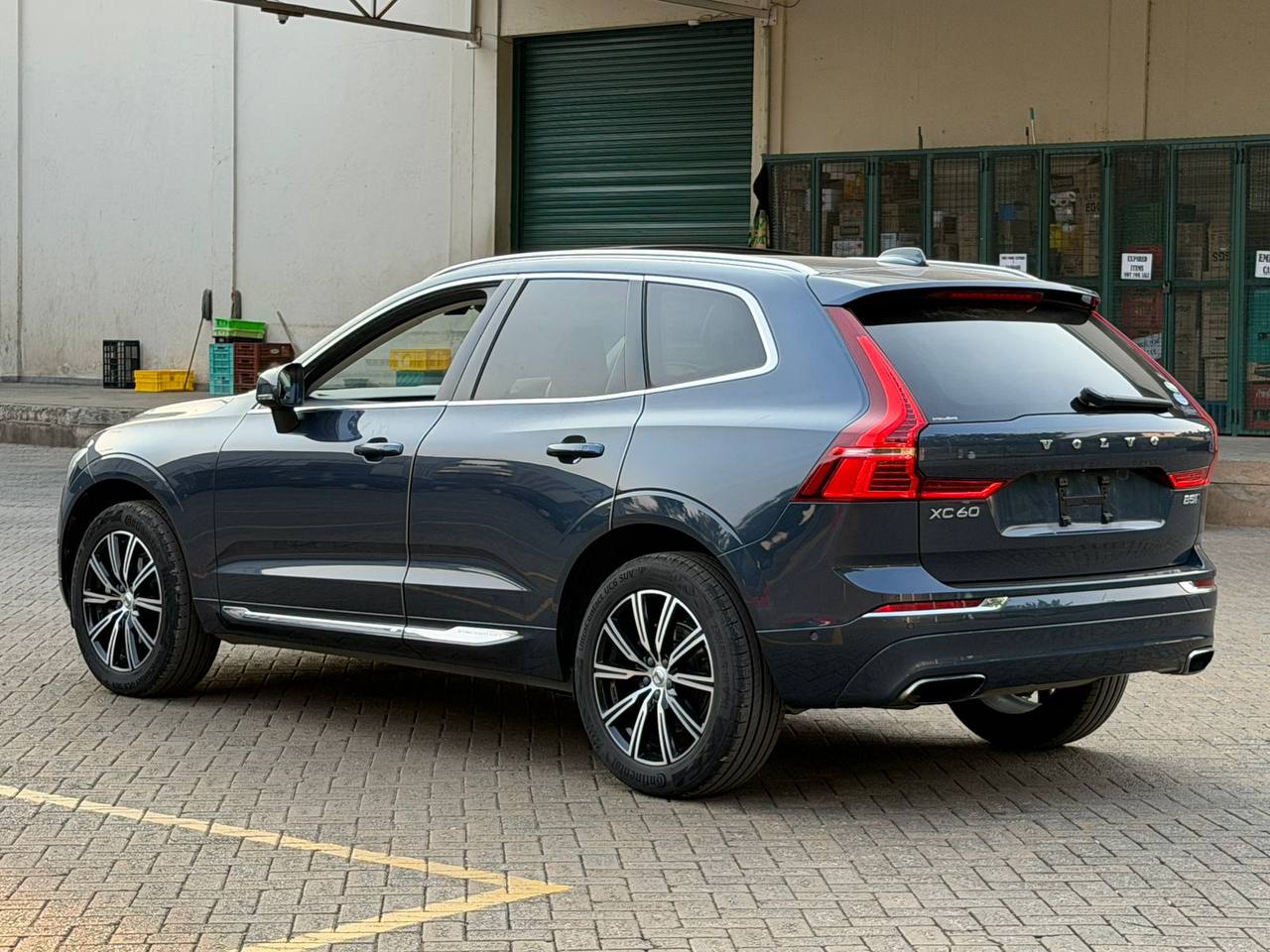 2020 VOLVO XC60 B5 INSCRIPTION AWD