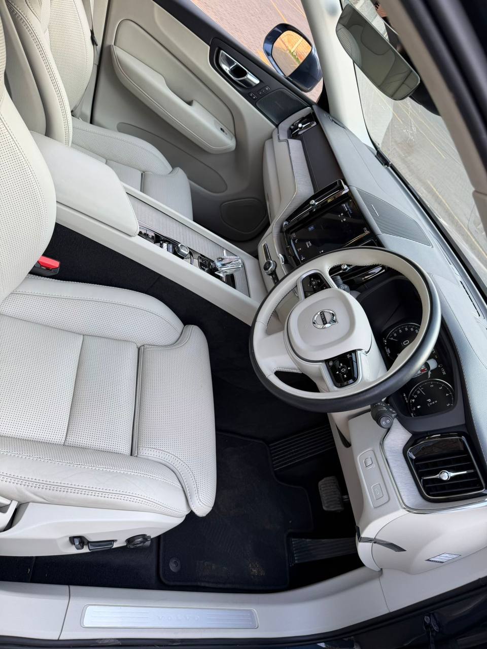 2020 VOLVO XC60 B5 INSCRIPTION AWD