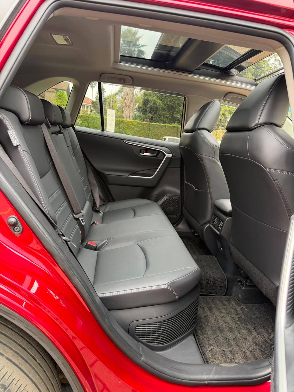 2019 TOYOTA RAV4 GZ PACKAGE HYBRID RED