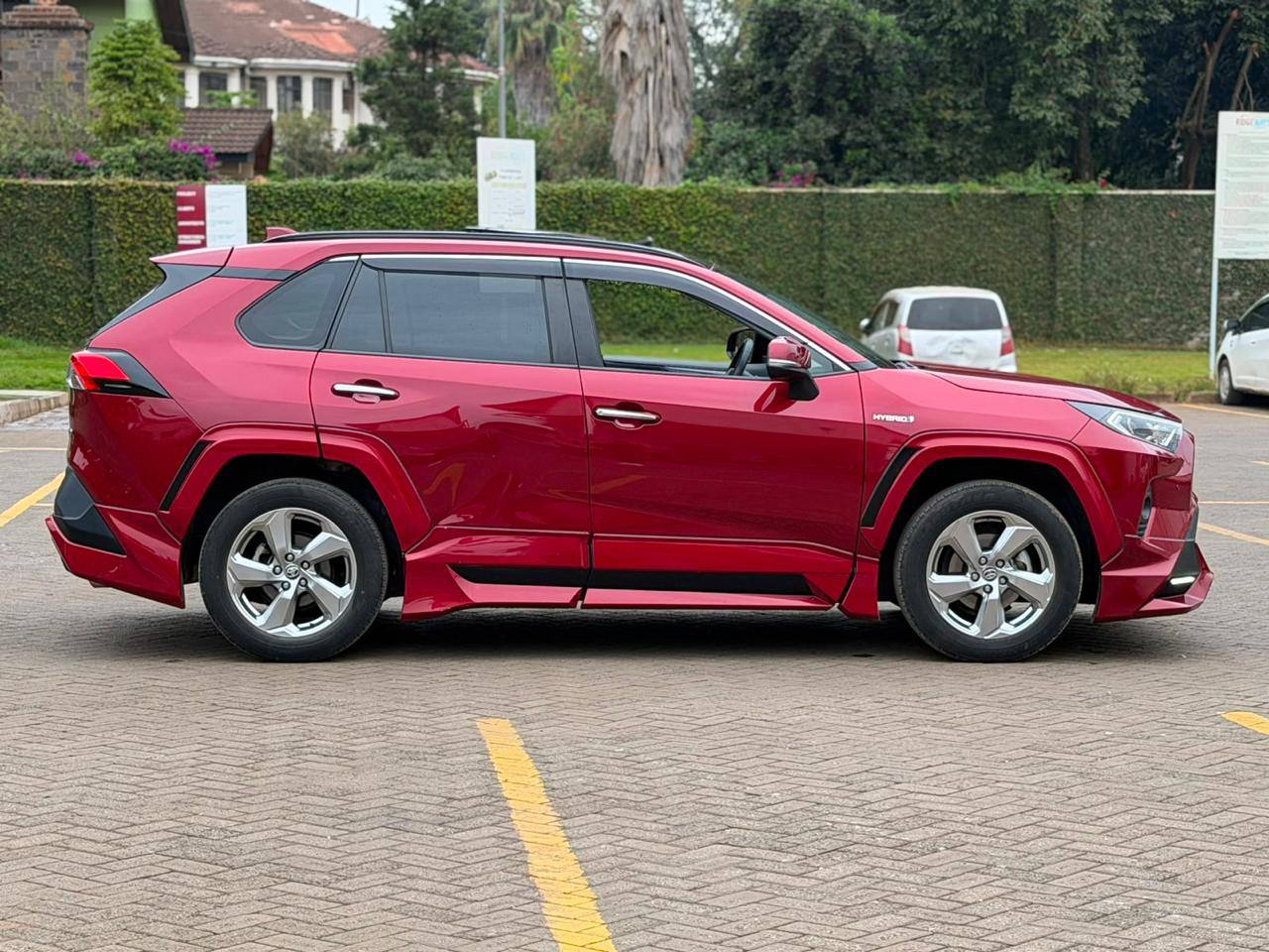 2019 TOYOTA RAV4 GZ PACKAGE HYBRID RED